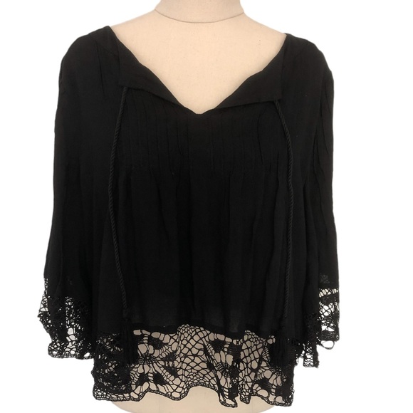 living doll Tops - Living Doll Sz M Black Viscose Top with Lace Trim Flowy pleating Boho